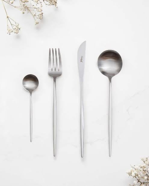 Moon Matte 24 piece set