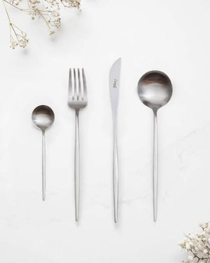 Moon Matte 24 piece set